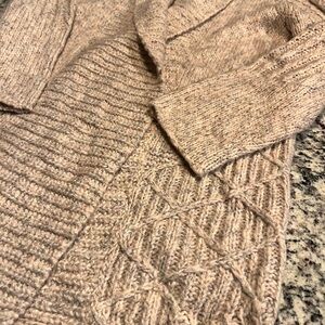 NIC+ZOE Textured Peachy-Pink and Gray Variegated Cardigan